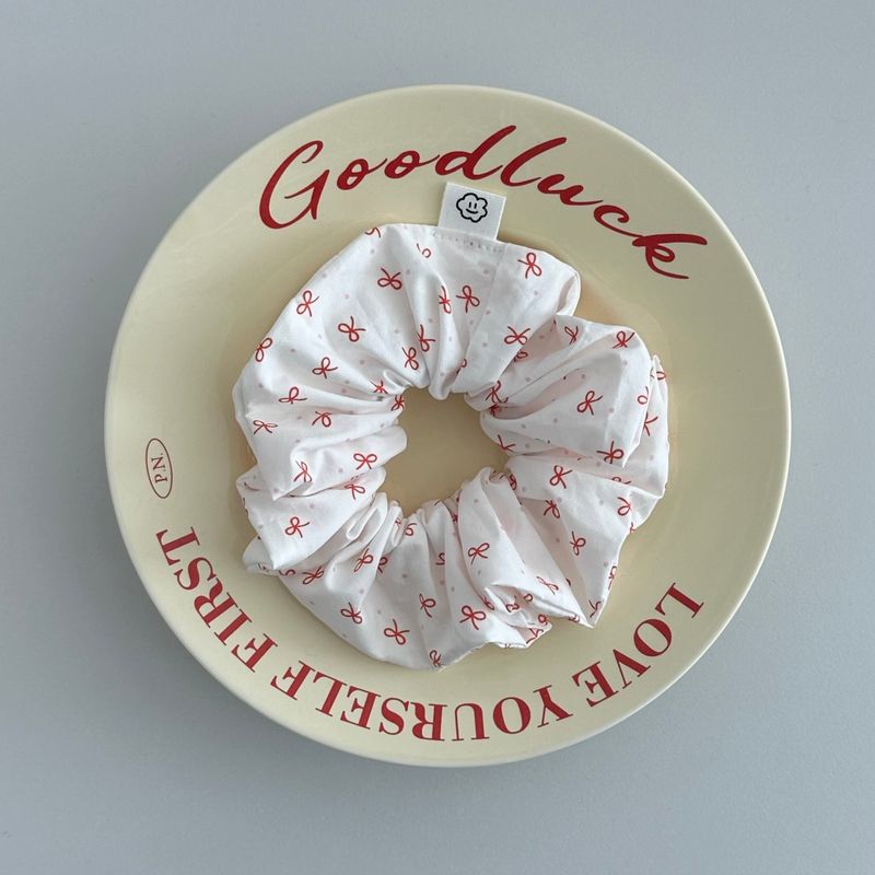 MINI RIBBON SCRUNCHIE