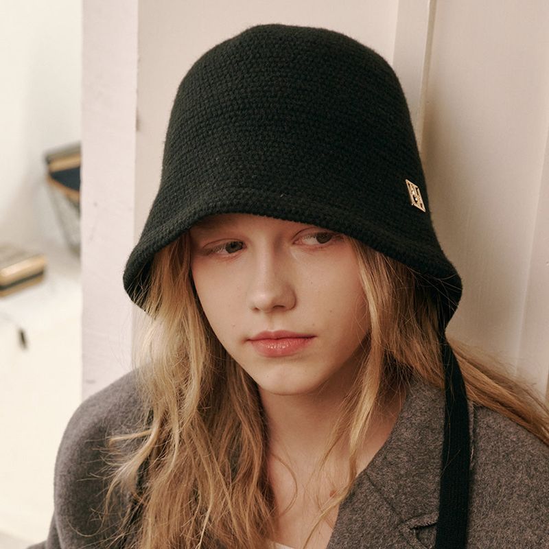 Basic Wool Knit Bonnet Hat (Black)