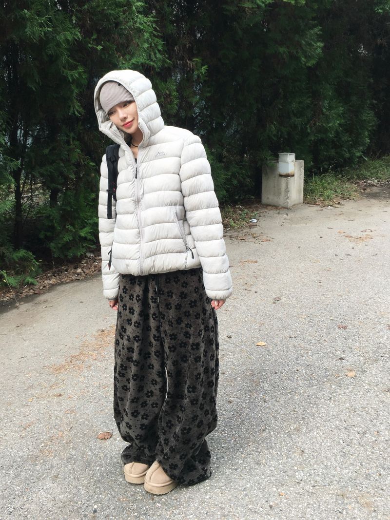 Bloom Velvet Wide Pants (2c)