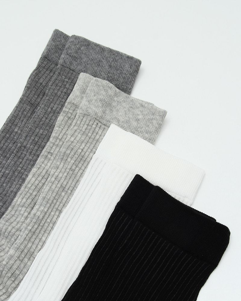Solia see-through socks