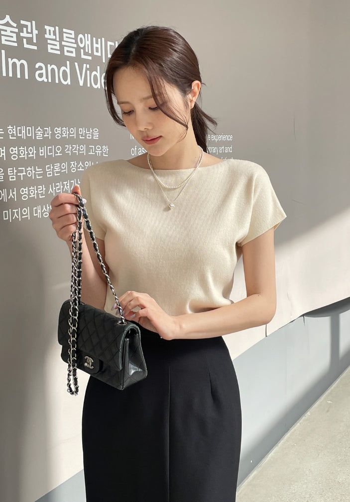 iam mari（アイアム マリ）の「Shuez Soft Boat Neck Cap Sleeve Knit（Tops）」