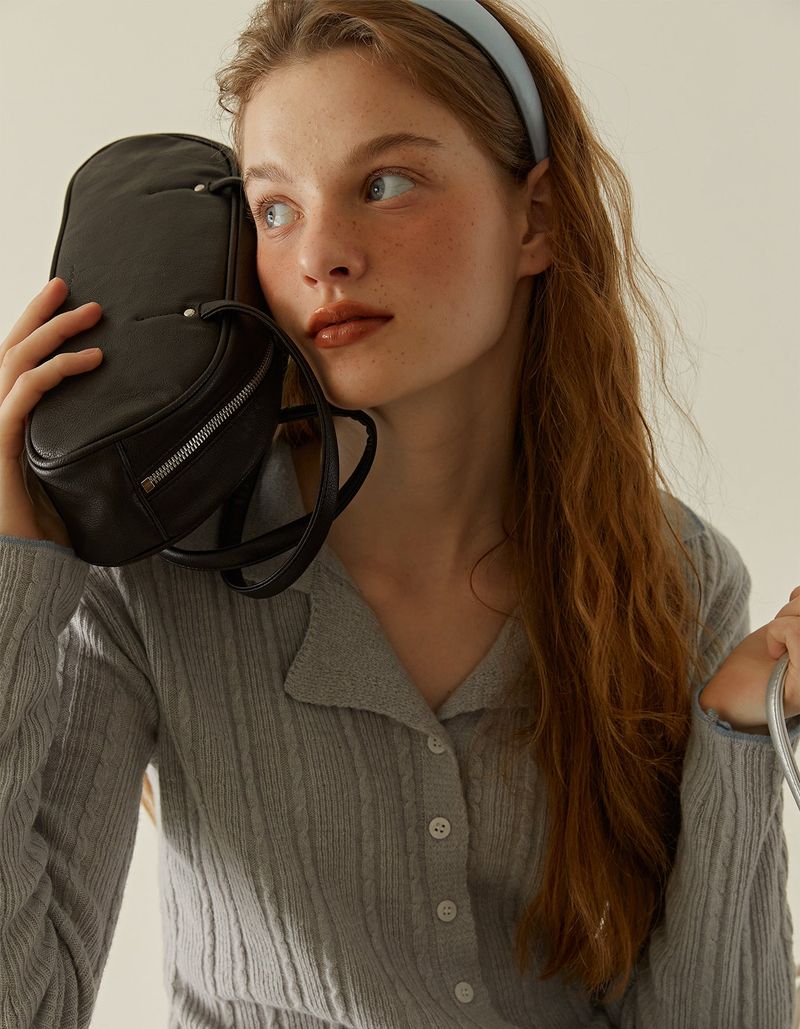 SOMEWHERE BUTTER（サムウェアーバター）の「demi baguette bag - dark brown（Bags）」