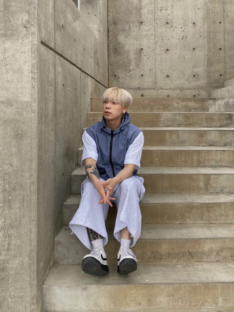 Nylon Pocket Hooded Vest 3C