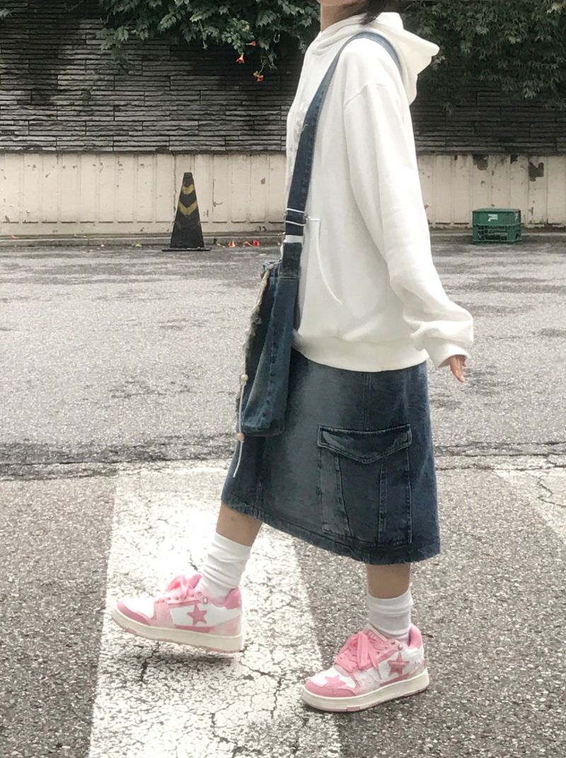 medium blue washing cargo midi skirt