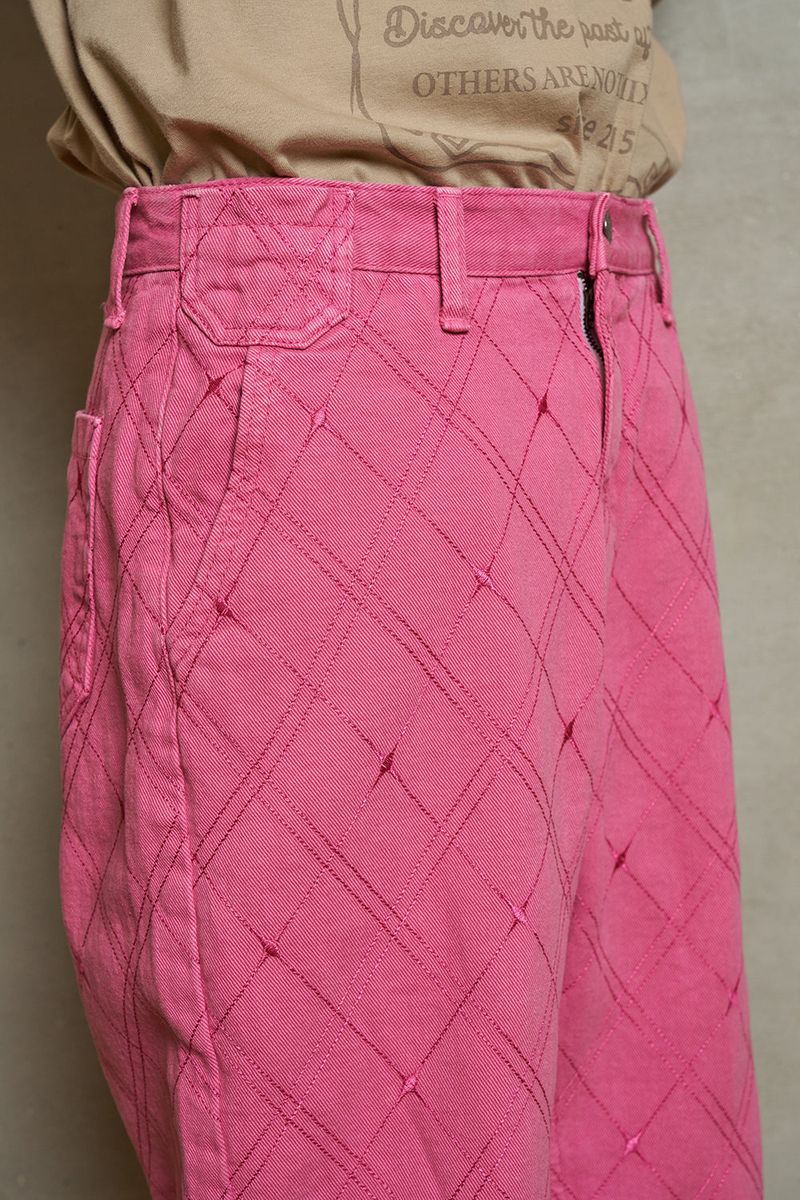ARGYLE EMBROIDERED PANTS