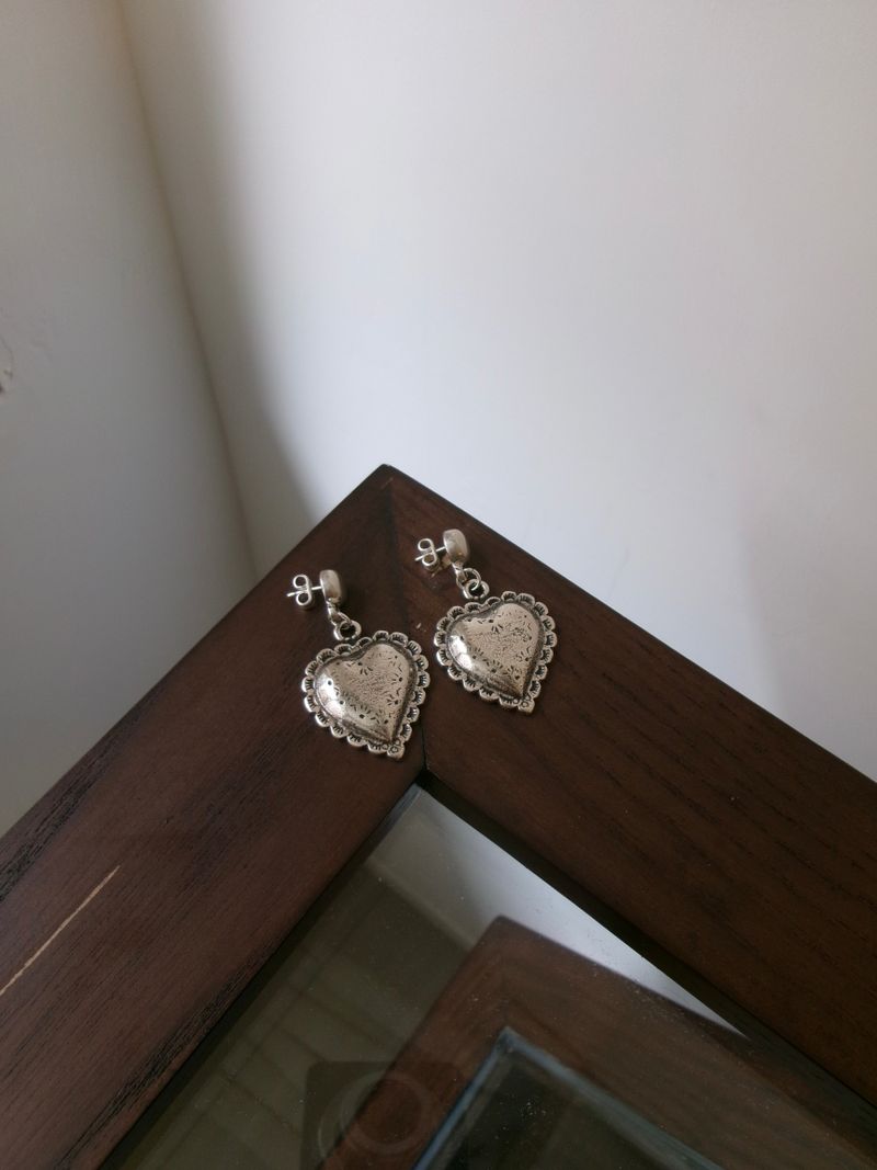 Kairosroom（カイロスルーム）の「Silver Plated Vintage Heart Earring（Accessories）」