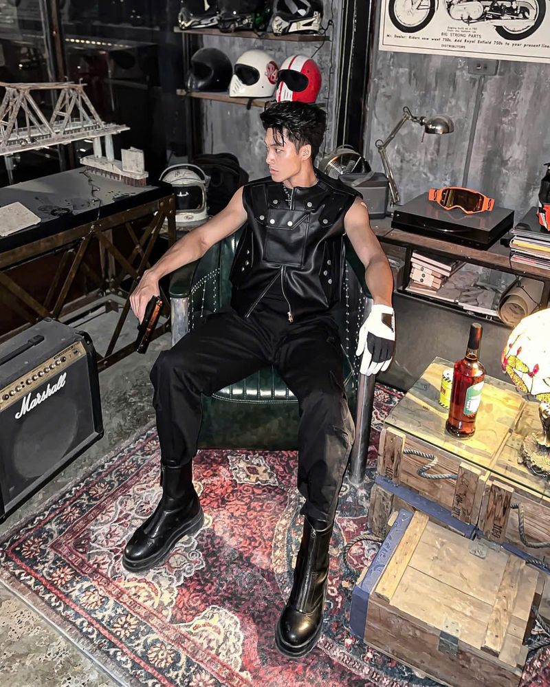 LEATHER BULLETPROOF GILE (Black)