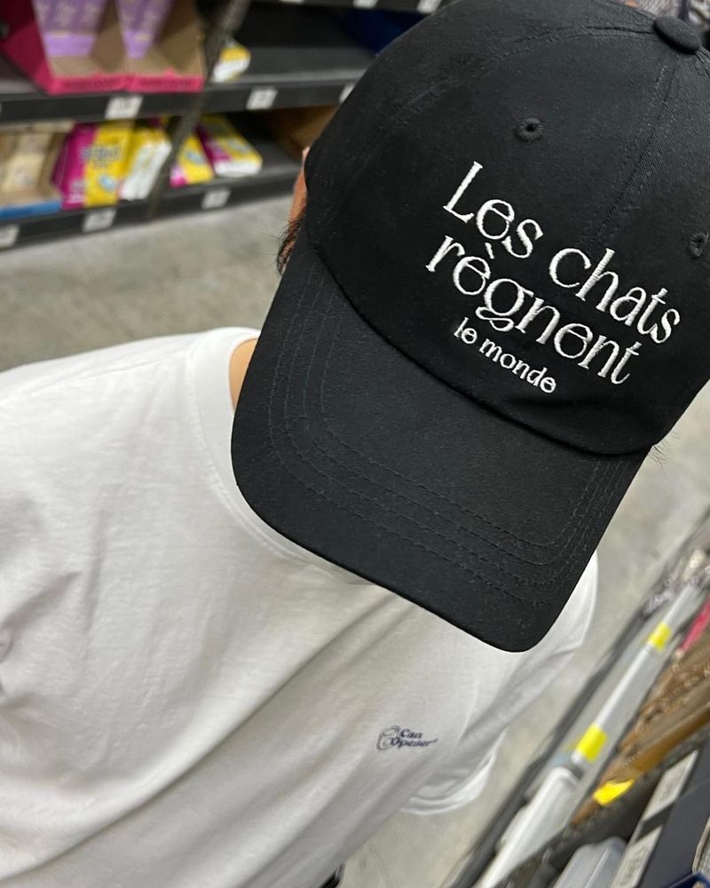 LES CHATS BALL CAP BLACK