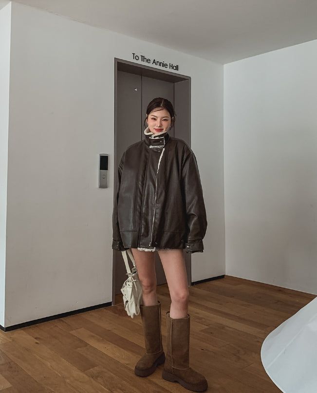 [Mink lining] Catch leather high neck half coat