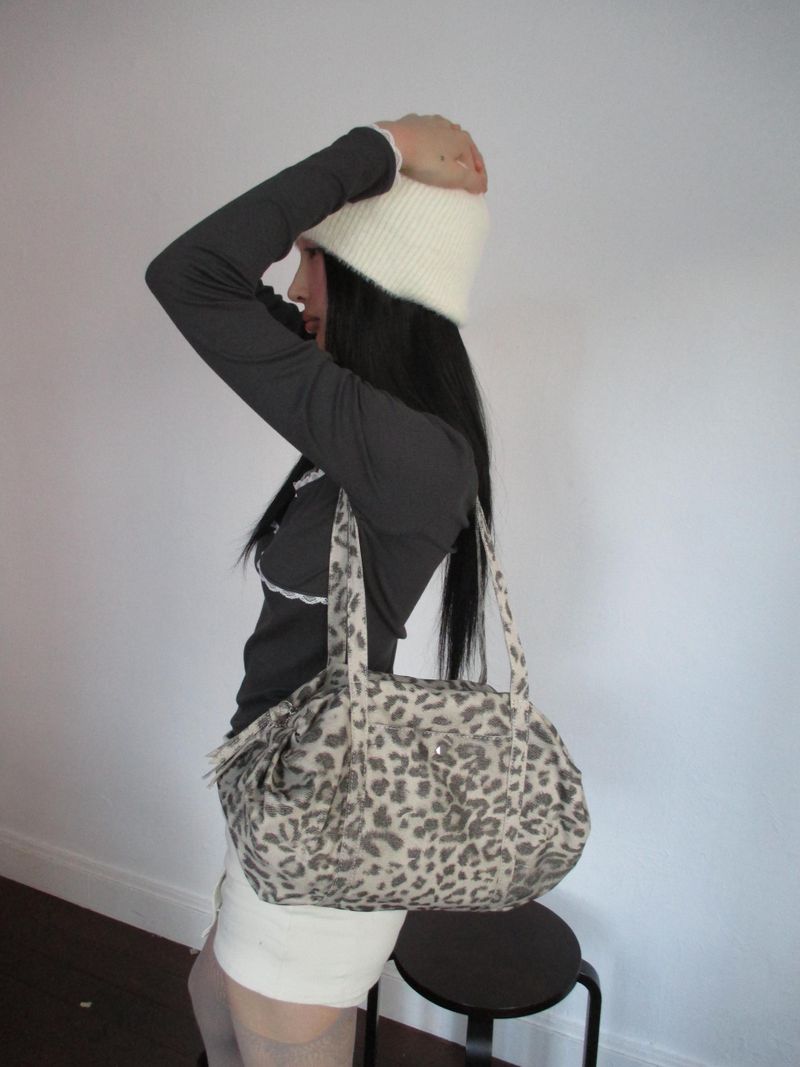 vintage leopard shoulder bag