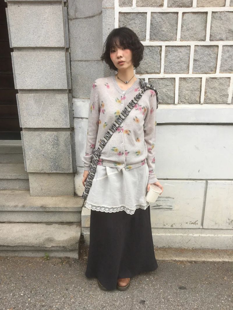 DUGGY（ダギー）の「Jardin Floral Cardigan (2color)（Tops）」