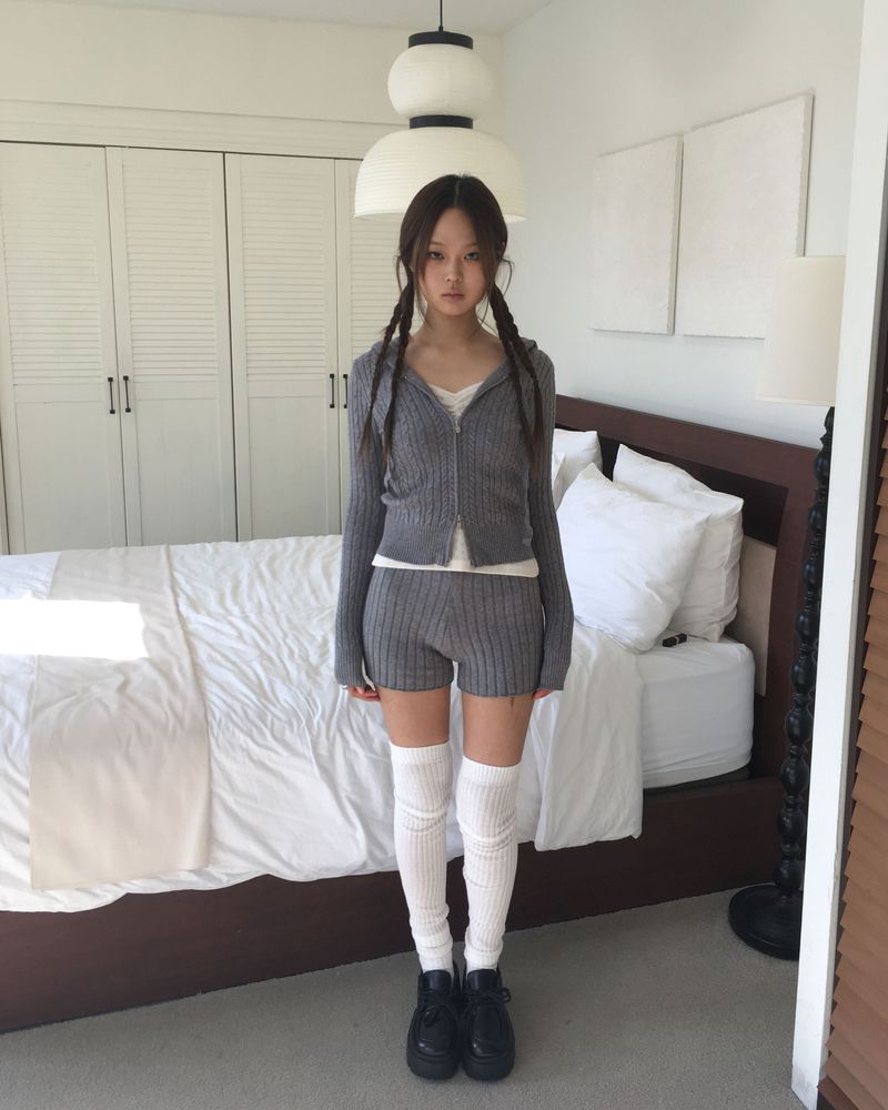 Tweedy knit zip up