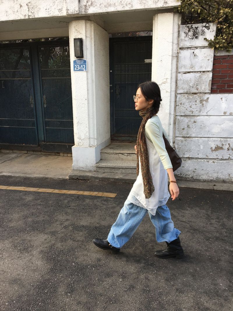 Peacock Light Washed Denim (1color)