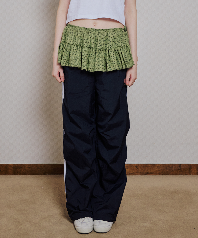 ITZAVIBE（イッザバイブ）の「KIWI DOTTED LAYERED WRAP SHORT SKIRT（Skirts）」