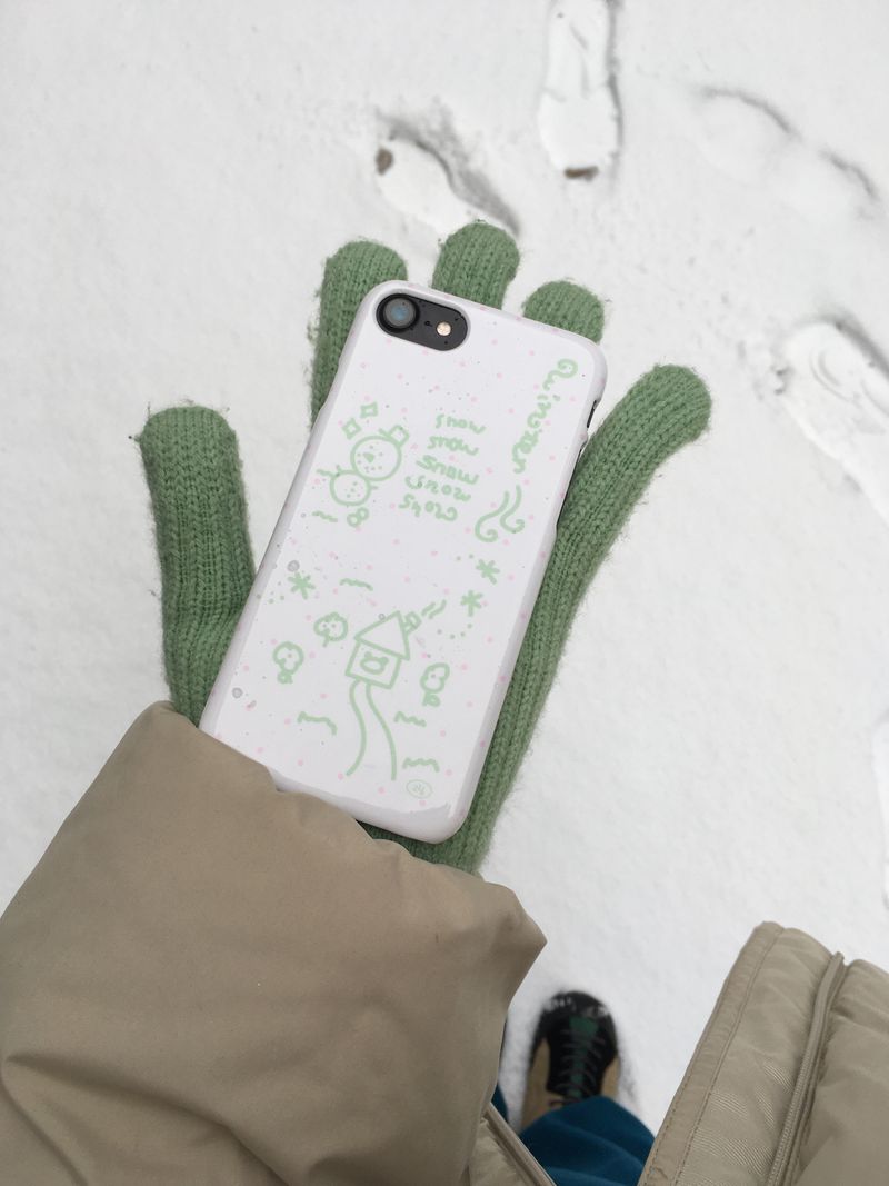 snow hard glossy phone case