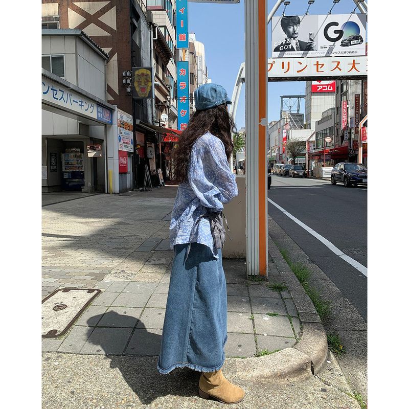 Mochi Paisley Robe