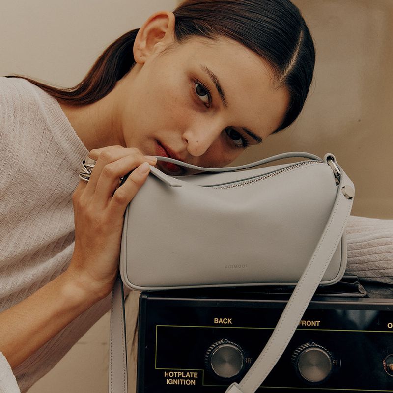 koimooi（コイムイ）の「PILLOW BAG (4Color)（Bags）」