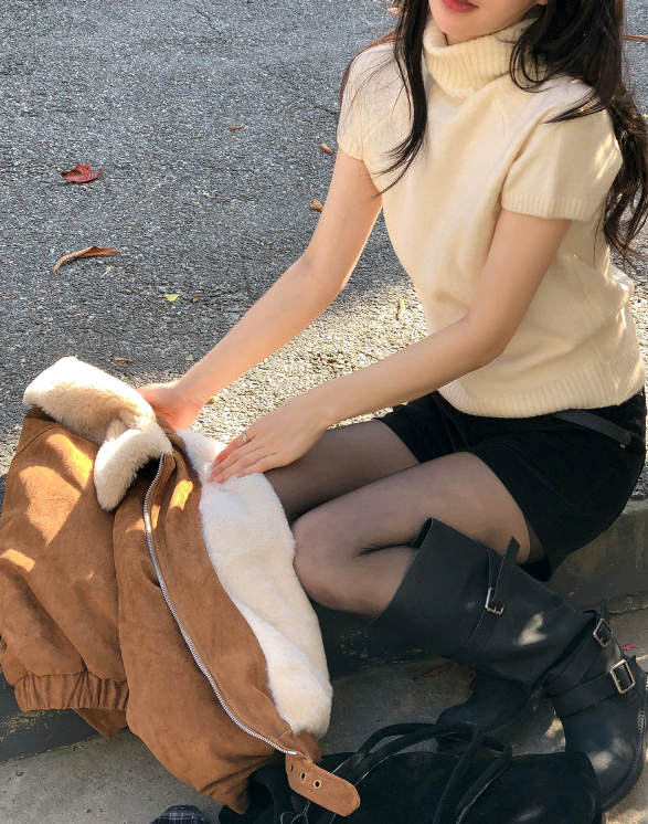 SHOPPERLAND(ショッパーランド)の「Forever Soft Turtle Neck Short Sleeve Knit (4color)(Tops)」