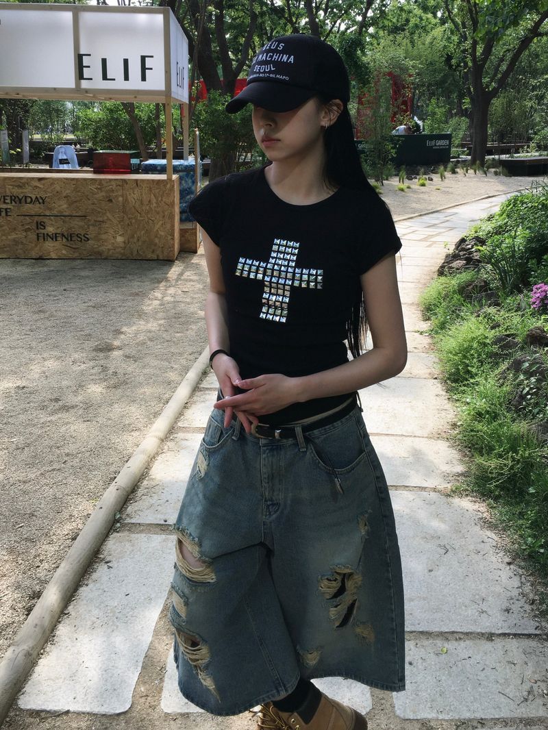 Melan Distressed Bermuda Denim Pants (2c)