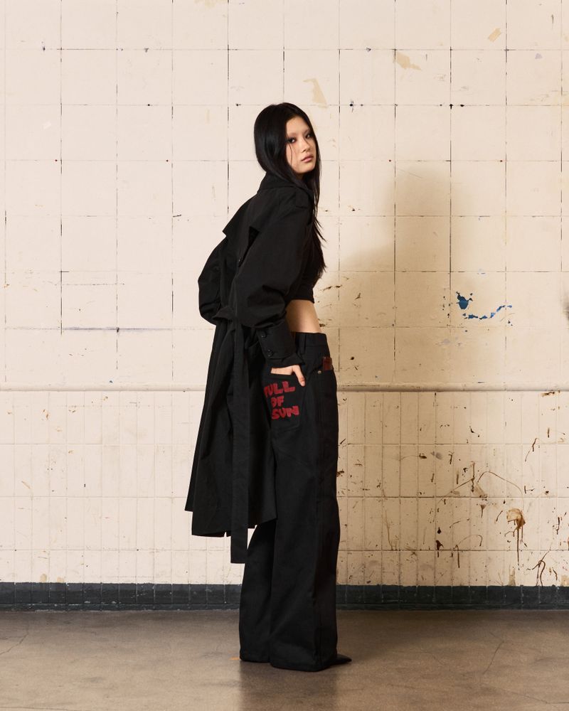 Curved Trench coat (Black)