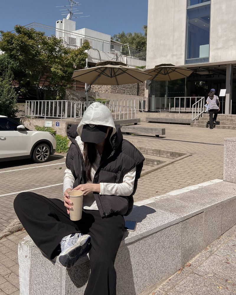MAYBINS（メイビンス）の「High neck padded vest（Jackets/Outerwear）」