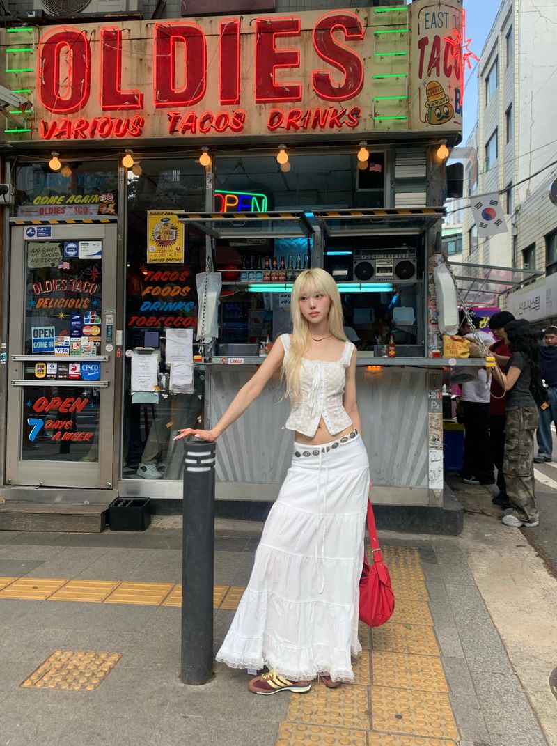 Birthdayeve（バースデーイブ）の「マキシホワイトロングスカート (no pic)（スカート）」