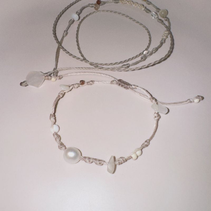 serene knot bracelet