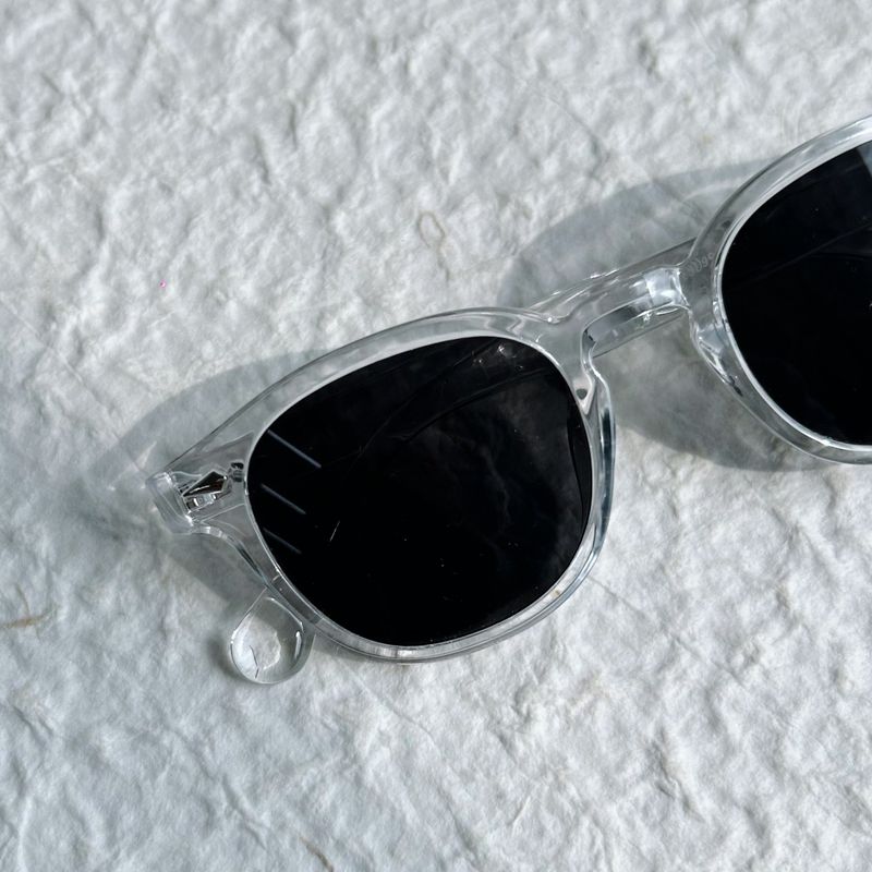Lightweight Round Sunglasses
