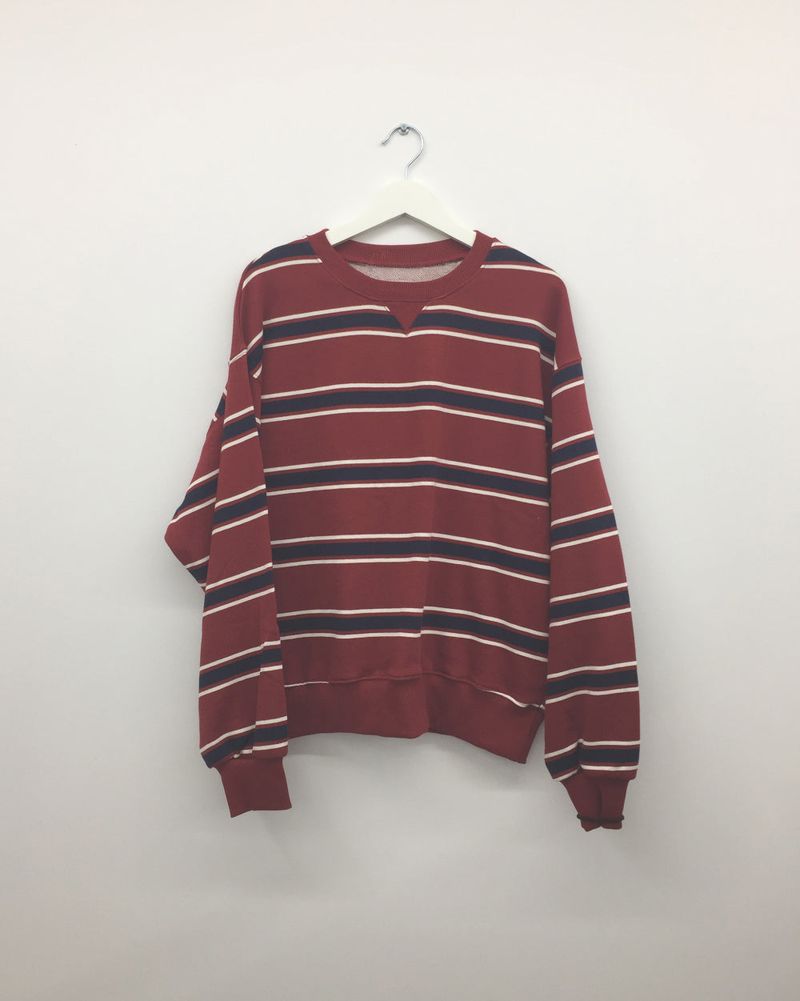 Baldwin Striped Man-to-Man (2color)