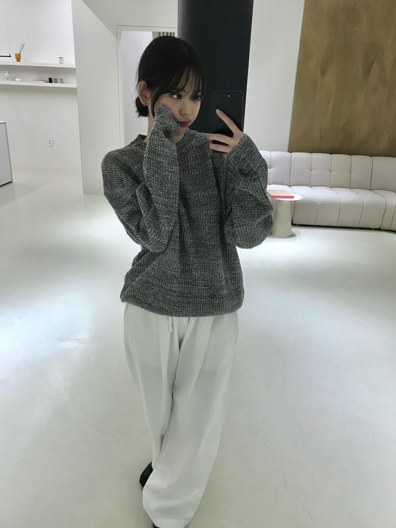 Nacht r-neck knit