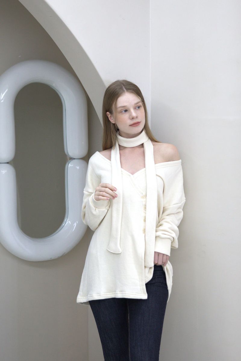 cattline(カトリーヌ)の「Offshoulder Wrap Strap Cardigan Ivory(Tops)」