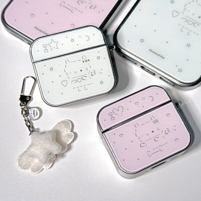 Nineteenfriday（ナインティーンフライデー）の「キーチャームセット) ラブリーエンジェルキトゥンエアポッズケース（スマホグッズ/小物）」