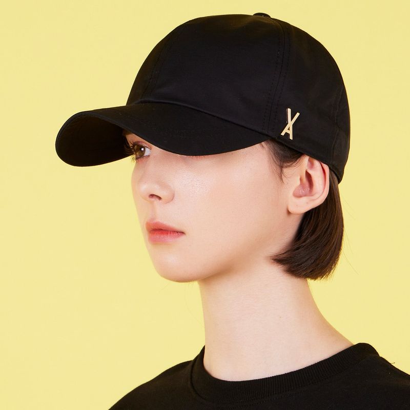 Stud Logo Nylon Newsboy Ball Cap Black