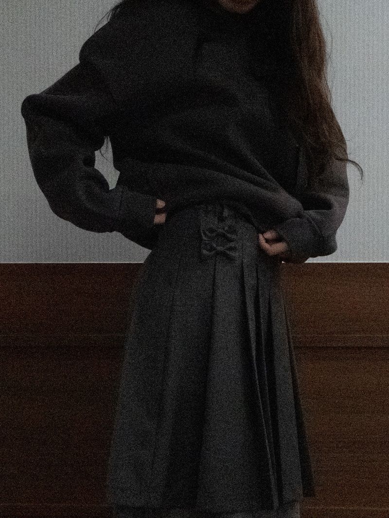 Tweety Bow Midi Skirt (grey)