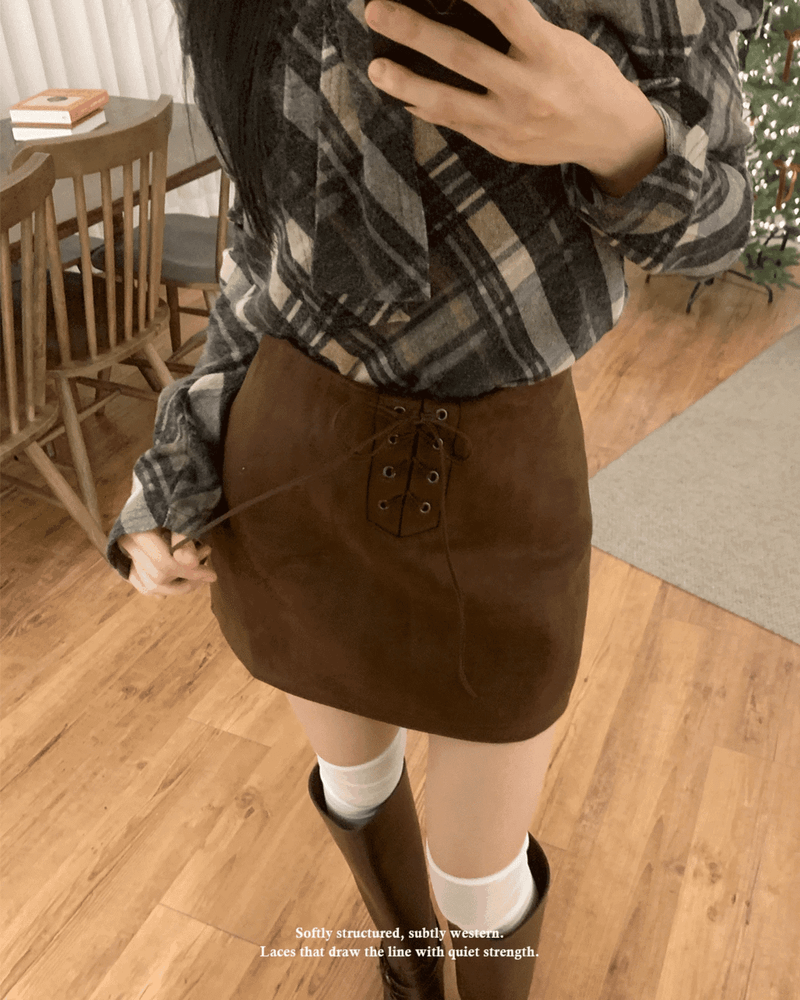GUSTA（グスタ）の「Ever Western Lace-up Suede Mini Skirt（Skirts）」
