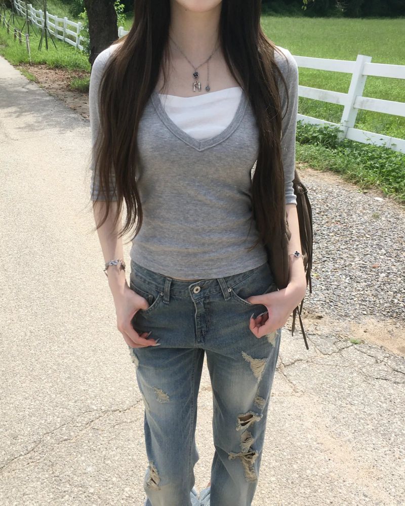 V neck layered T
