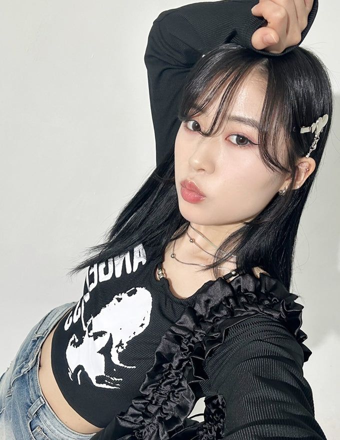 Choker Neck Cropped T-shirt