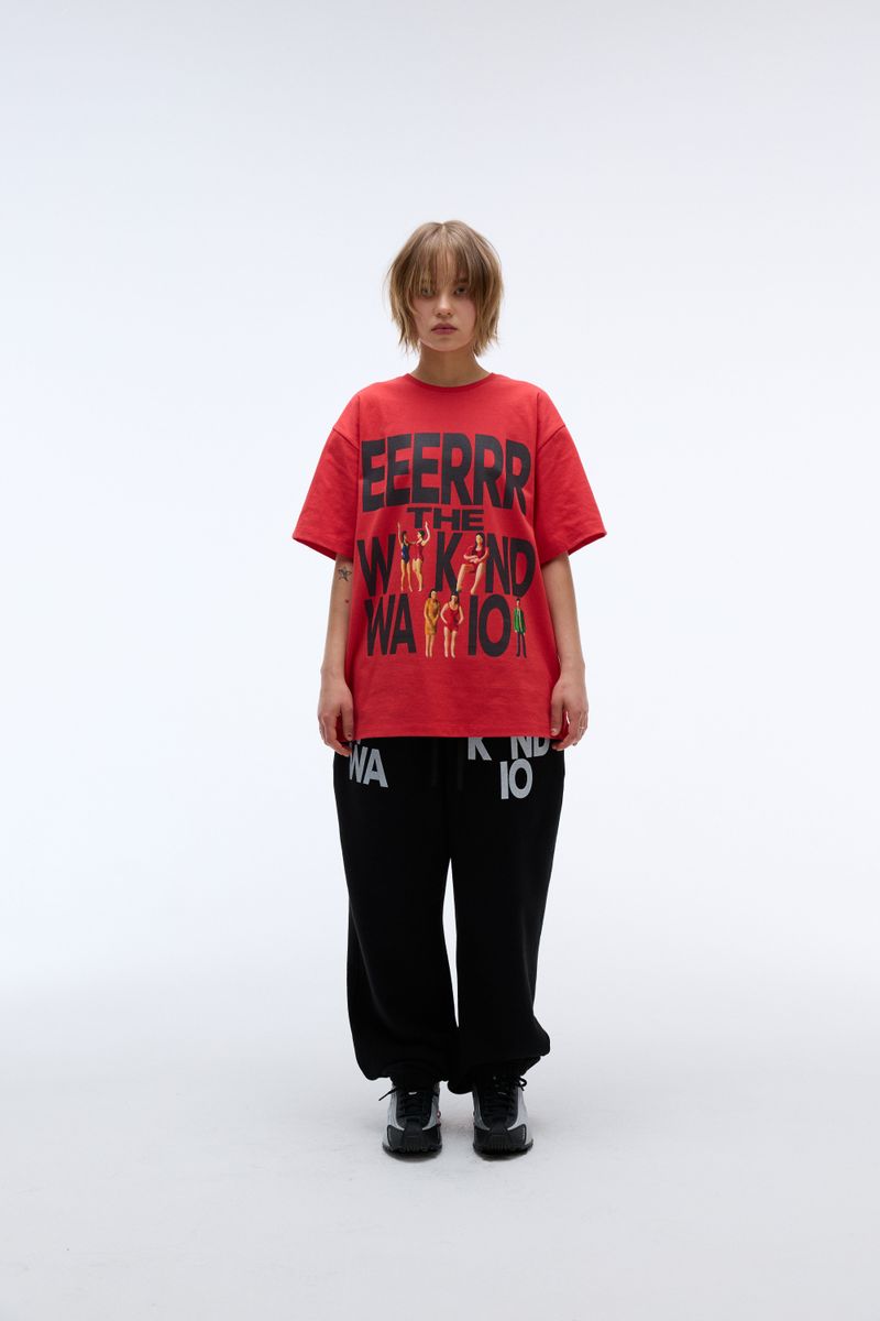 Weekend warrior people artwork T-shirt (Red)