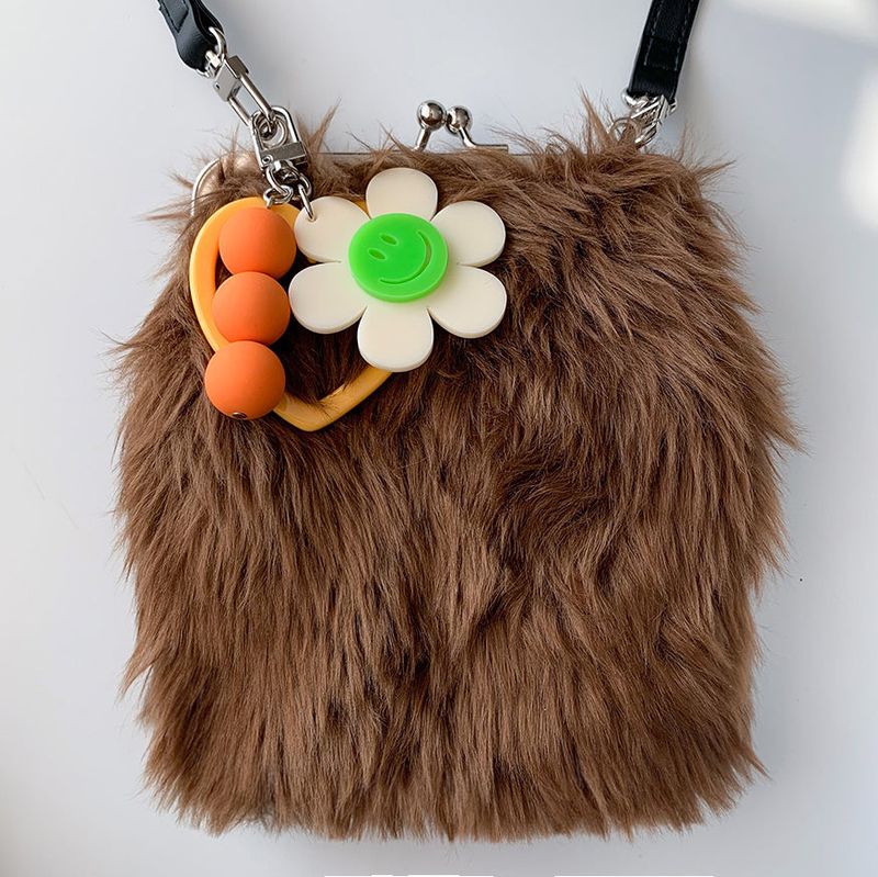LOVE&SPRING (CREAM) KEYRING