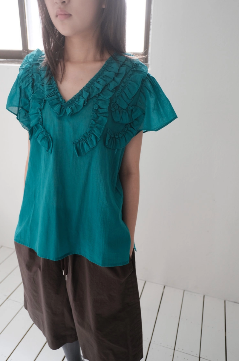 callhag（コールハグ）の「refresh ruffle BL（Tops）」