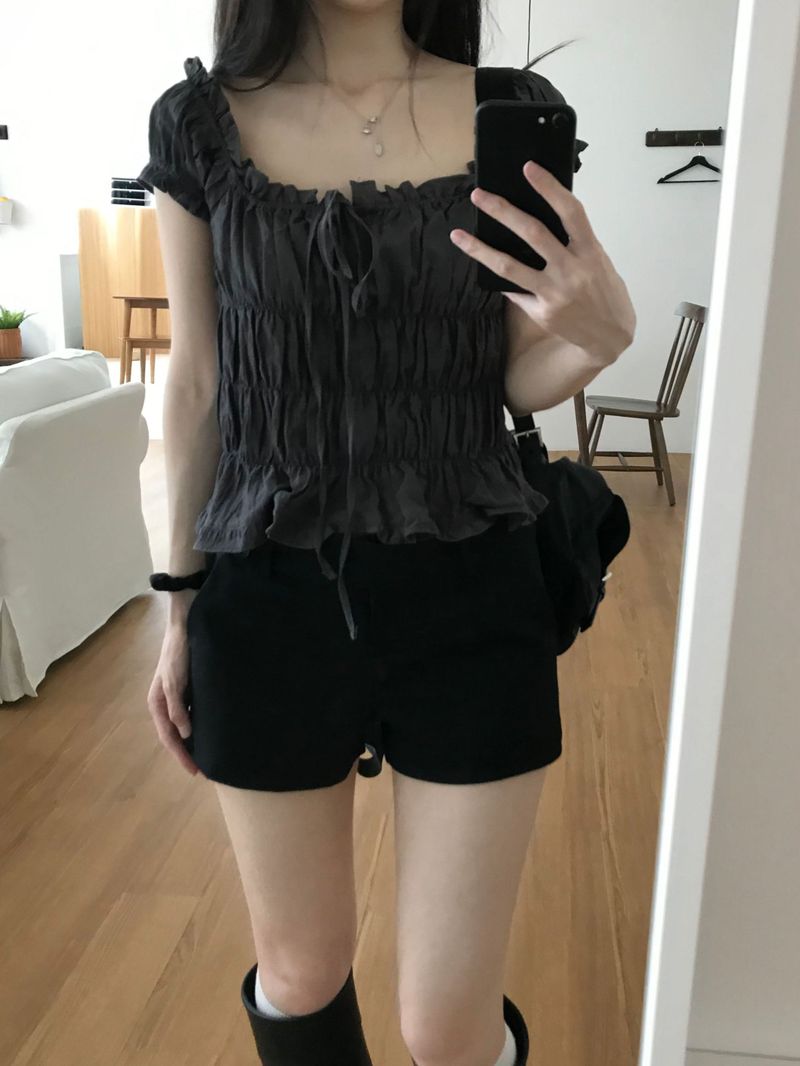 Betty Shirring Blouse (2 colors)