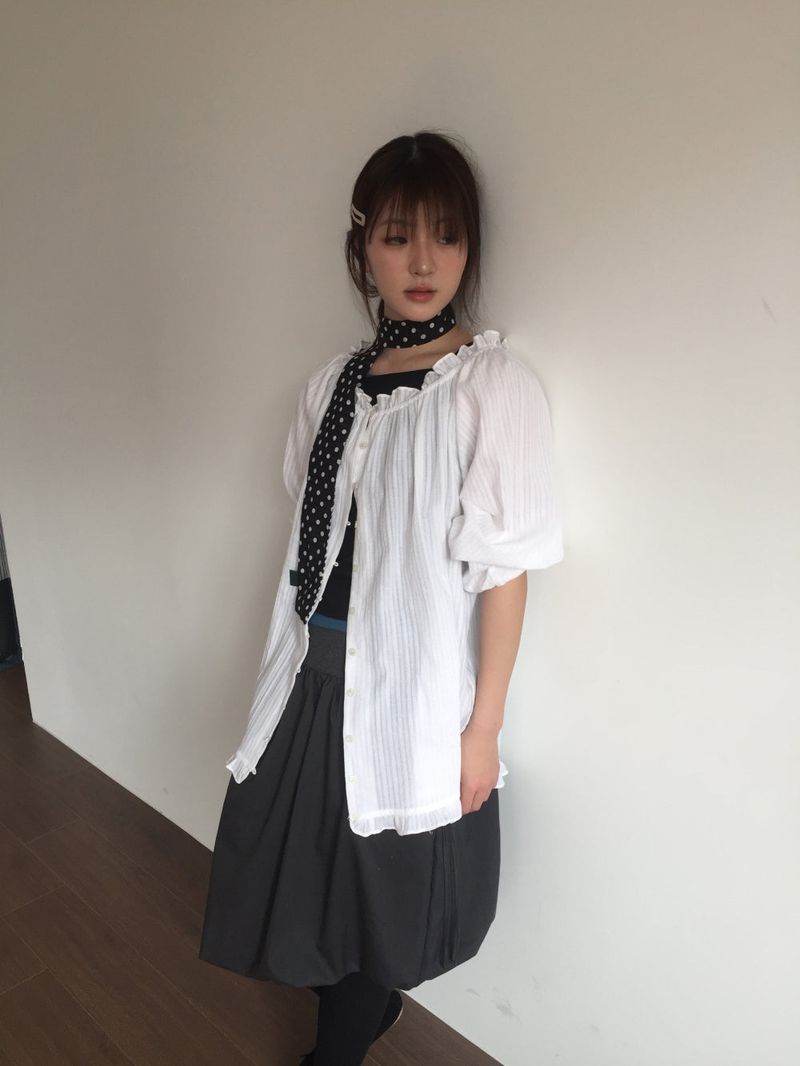 Movia Frill Blouse (2color)