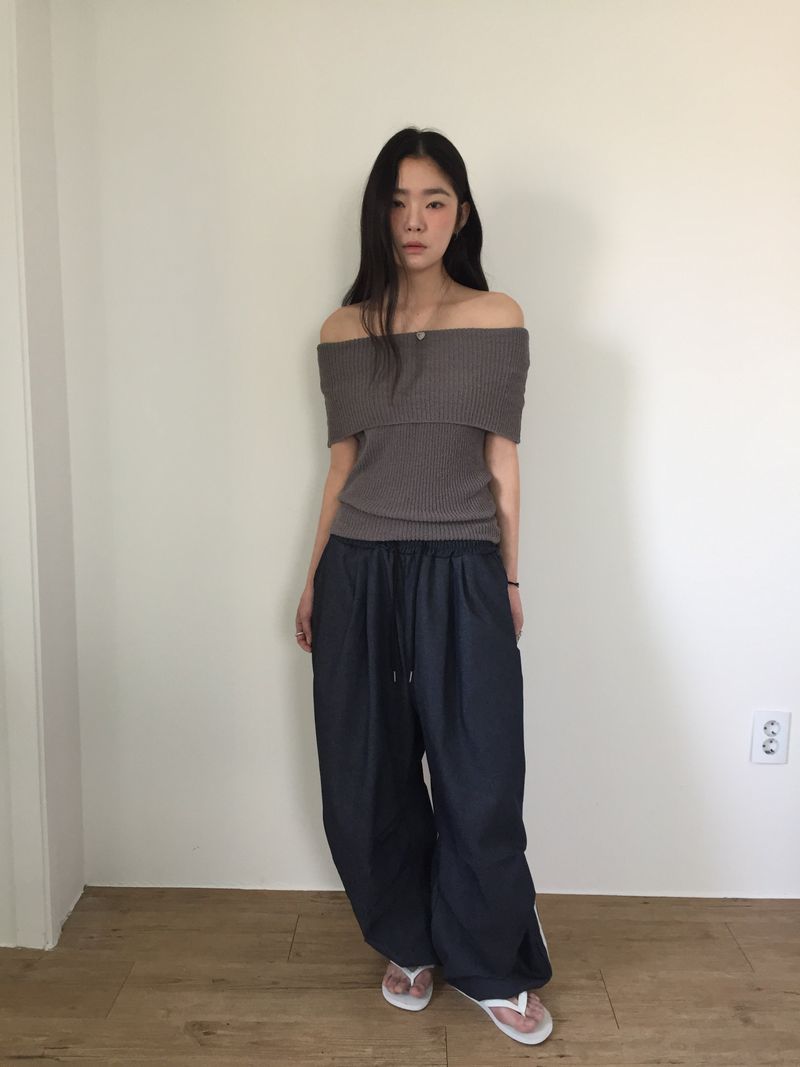 DUGGY(ダギー)の「Ella Knit Off Shoulder (4color)(Tops)」