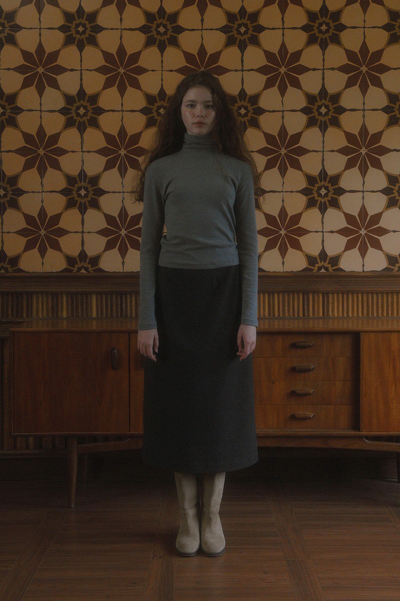 Falling long skirt_charcoal