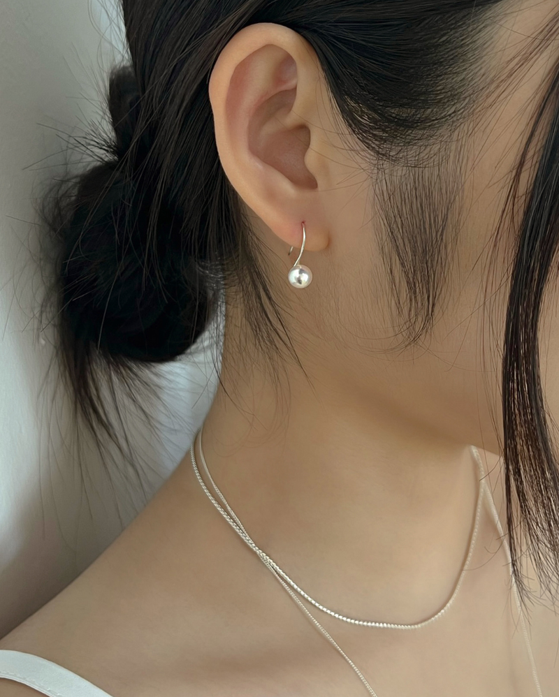 mattoi（マットゥア）の「サンデーパールピアス (シルバー)（アクセサリー）」