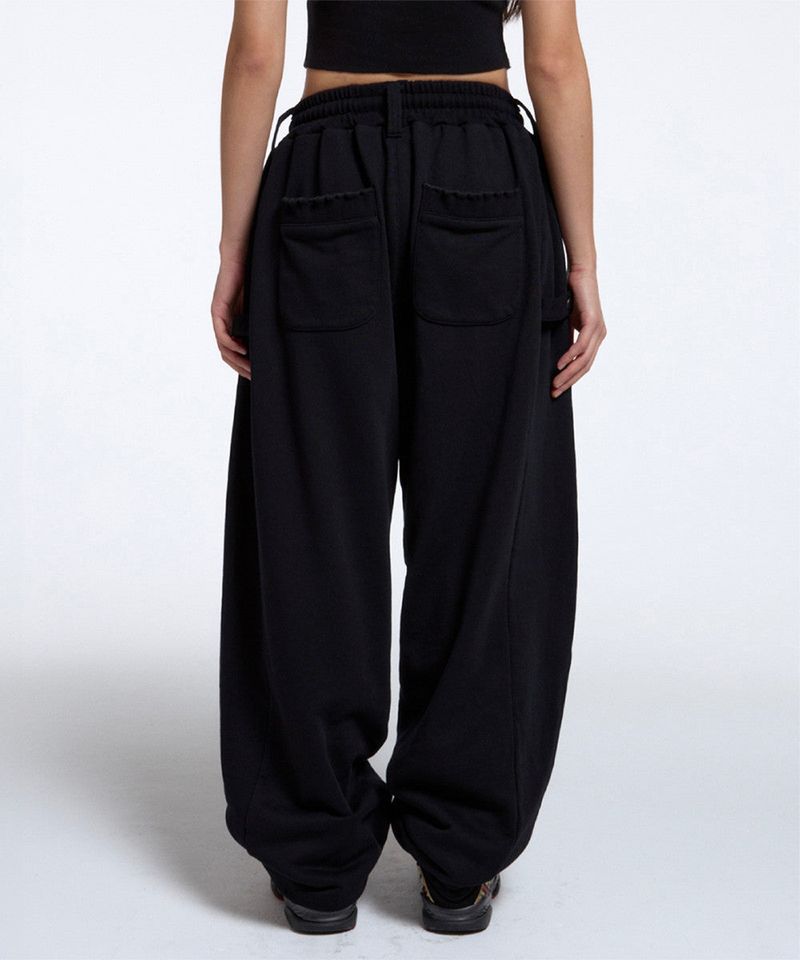CONY RUFFLE PANTS / BLACK