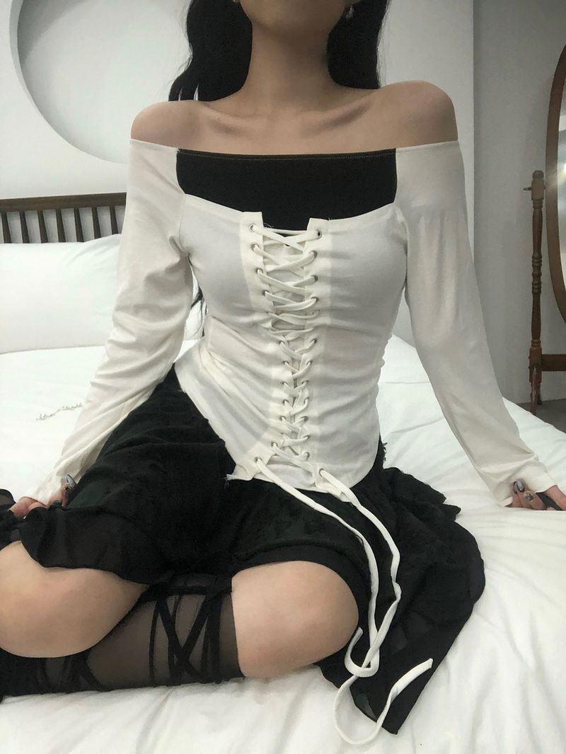 Ribbon Corset Off-shoulder T