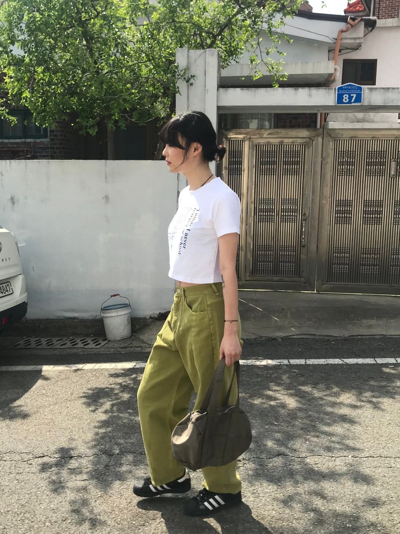 Life crop T