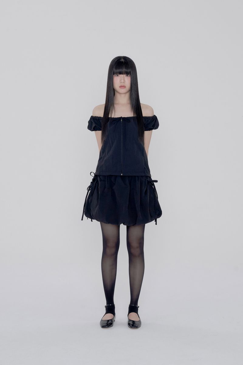 VOLUME NYLON SKIRT - BLACK