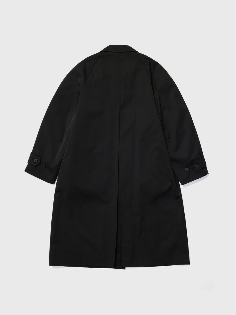 Curvy Line Mac Coat Black